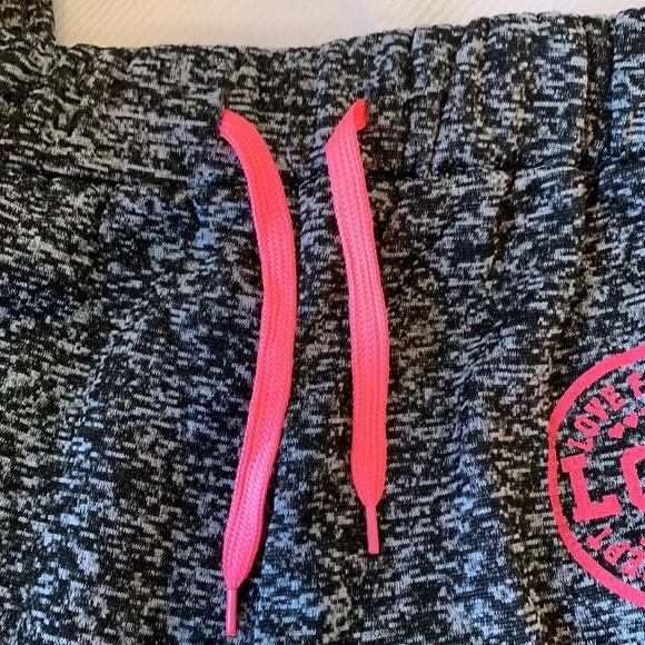 Bobbie Brook’s sweatpants - Picture 3 of 5